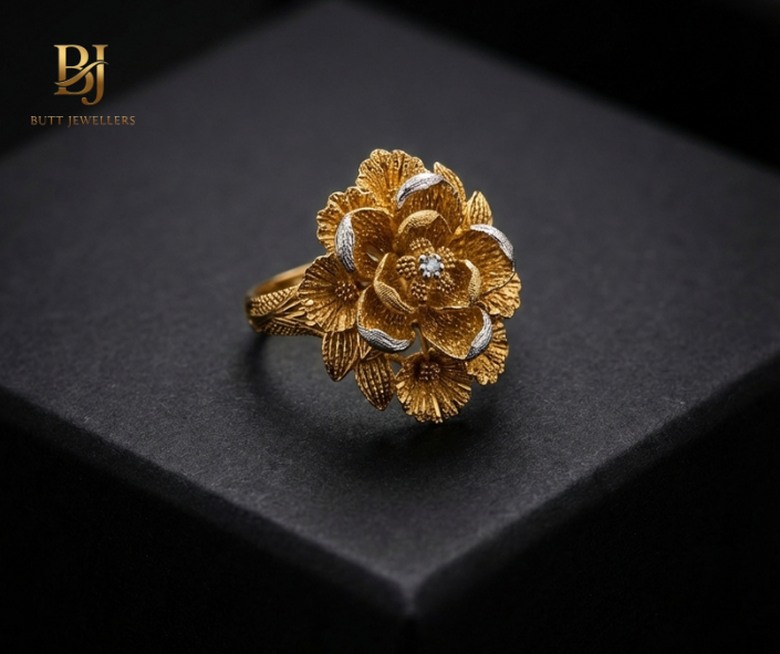 The Empress Floral 21k Ring